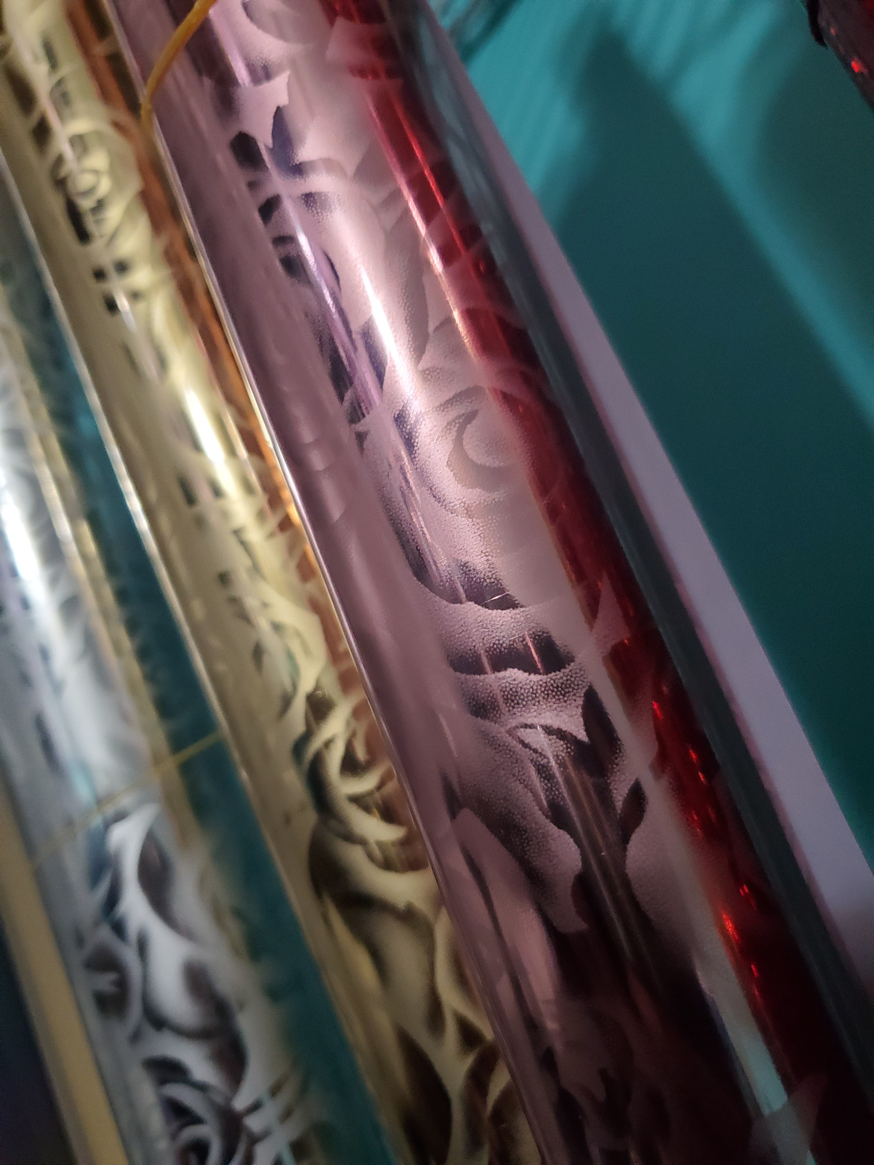 20" Rose Gold Roses Metal