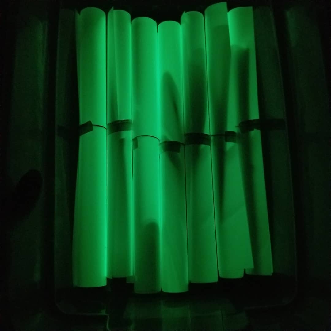 Glow In The Dark 20"